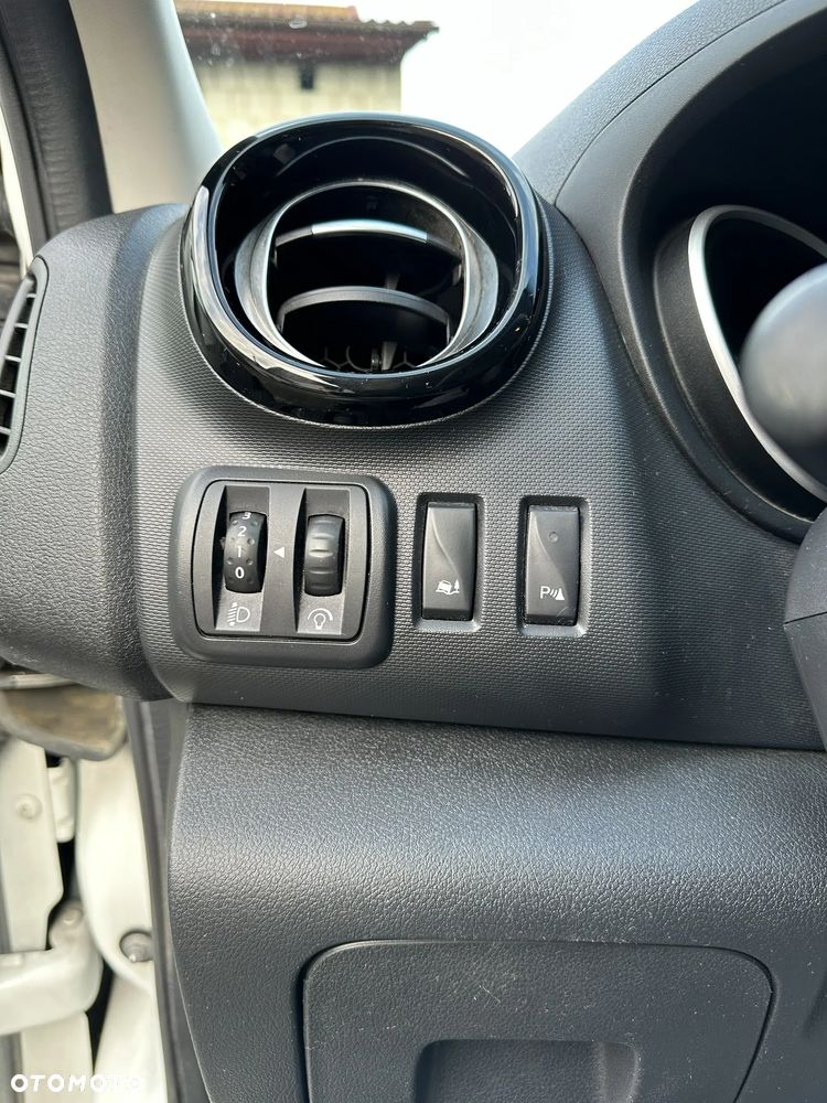 Renault Trafic - 15
