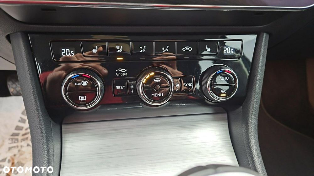 Skoda Superb 1.5 TSI Ambition - 19