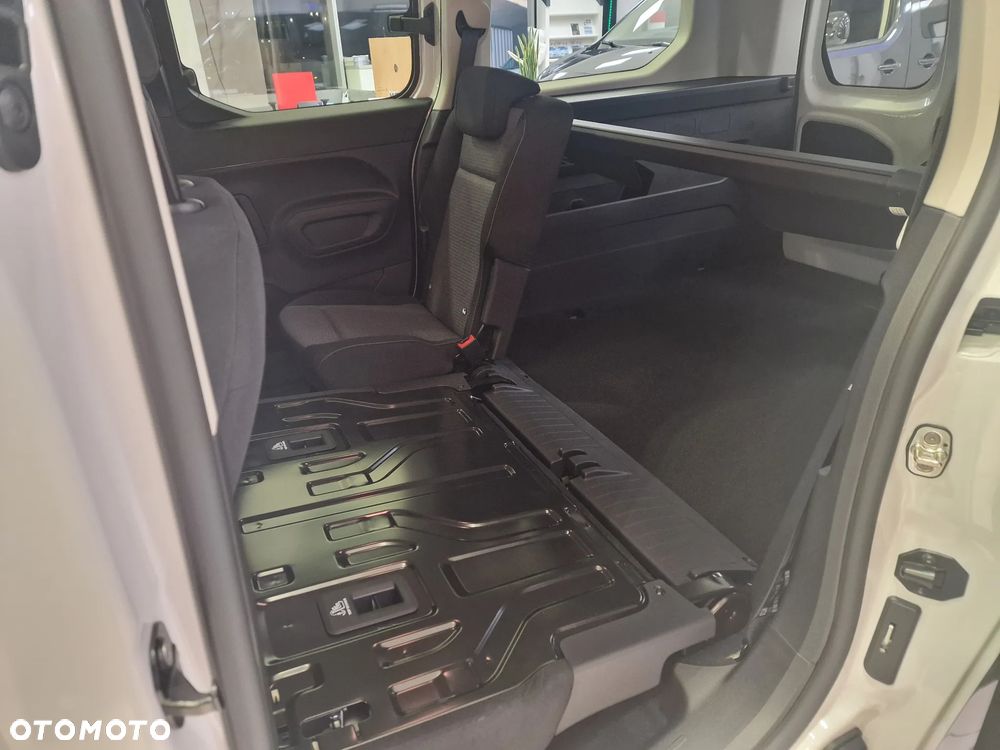 Toyota Proace City Verso 1.5 D-4D Combi - 11