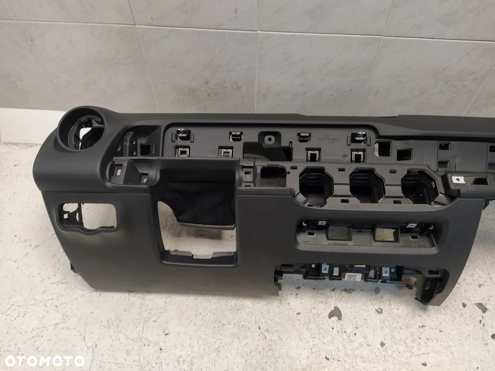 MERCEDES GLB X247 2025- DESKA ROZDZIELCZA KOKPIT KONSOLA EU ORYGINAŁ - 5