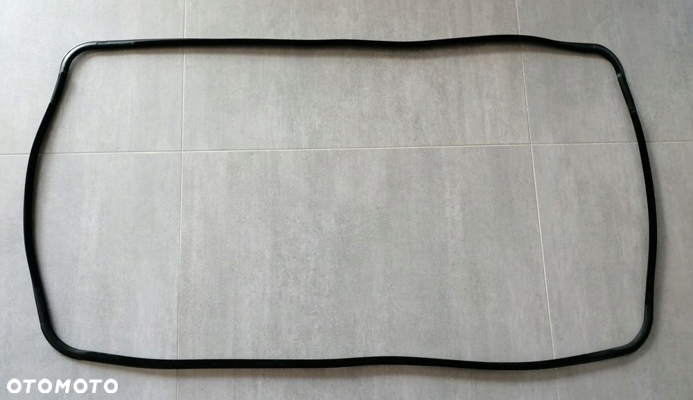 USZCZELKA MERCEDES W126 SZYBERDACH DACH