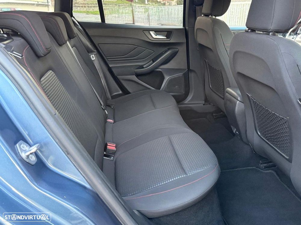 Ford Focus SW 1.5 TDCi EcoBlue ST-Line - 15