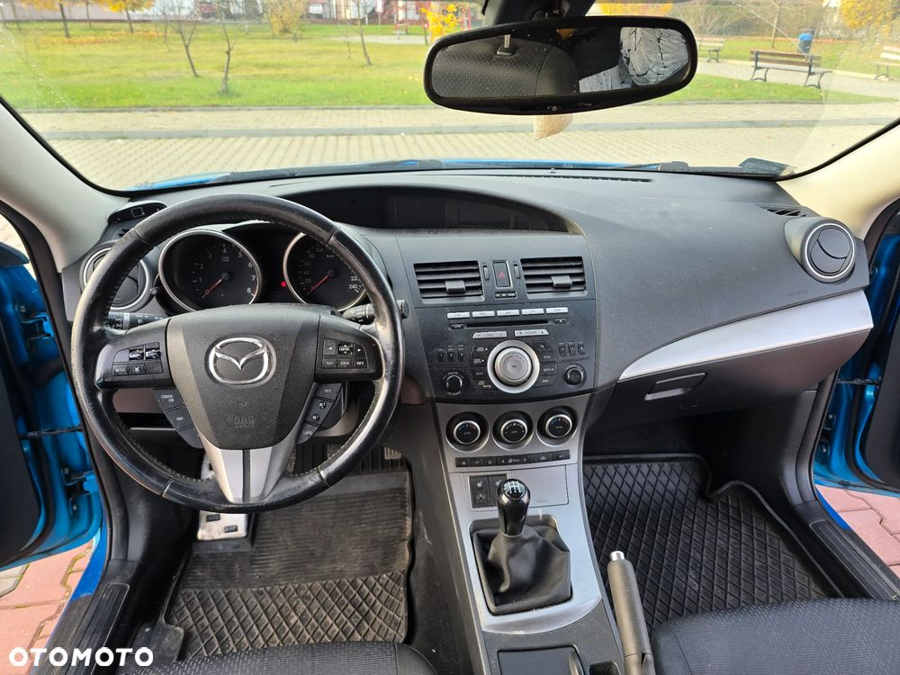 Mazda 3 - 9