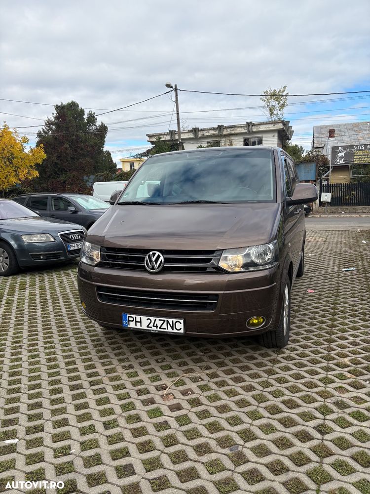 Volkswagen Multivan - 1