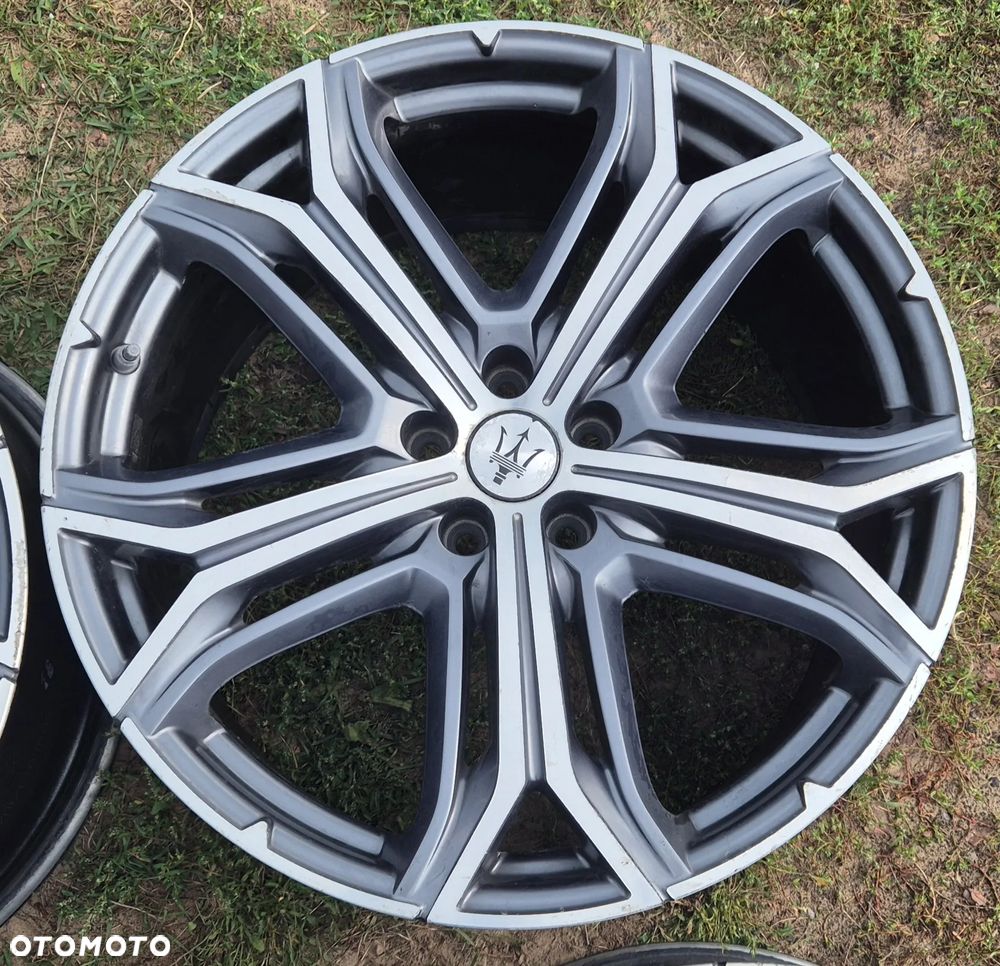 Komplet Oryginalnych Felgi 4 Sztuk 21 CALI MASERATI 2x 10.5Jx21H2 ET53 i 2x 9Jx21H2 ET40.5 Z Czujnikami Ciśnienia - 2