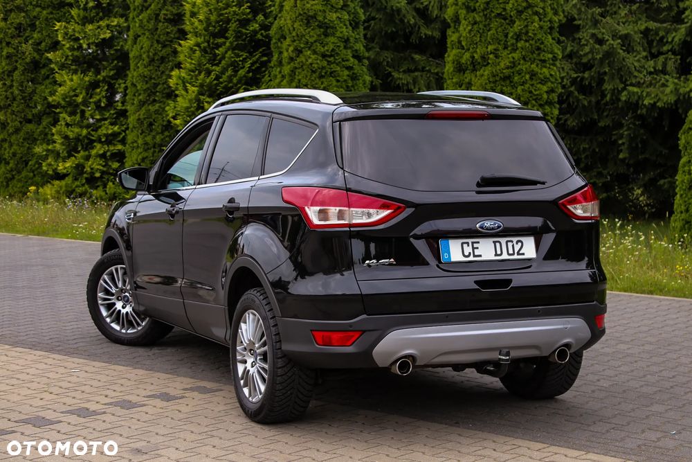 Ford Kuga 2.0 TDCi 2x4 Titanium - 15