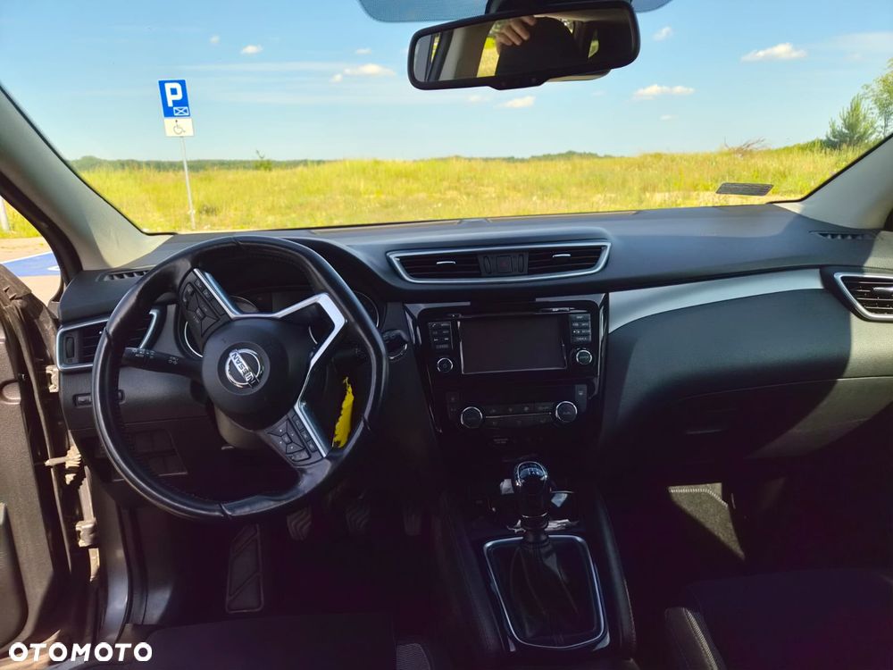 Nissan Qashqai 1.5 dCi N-Connecta - 7