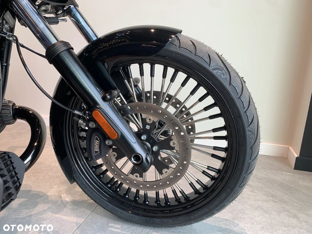 BMW R - 8