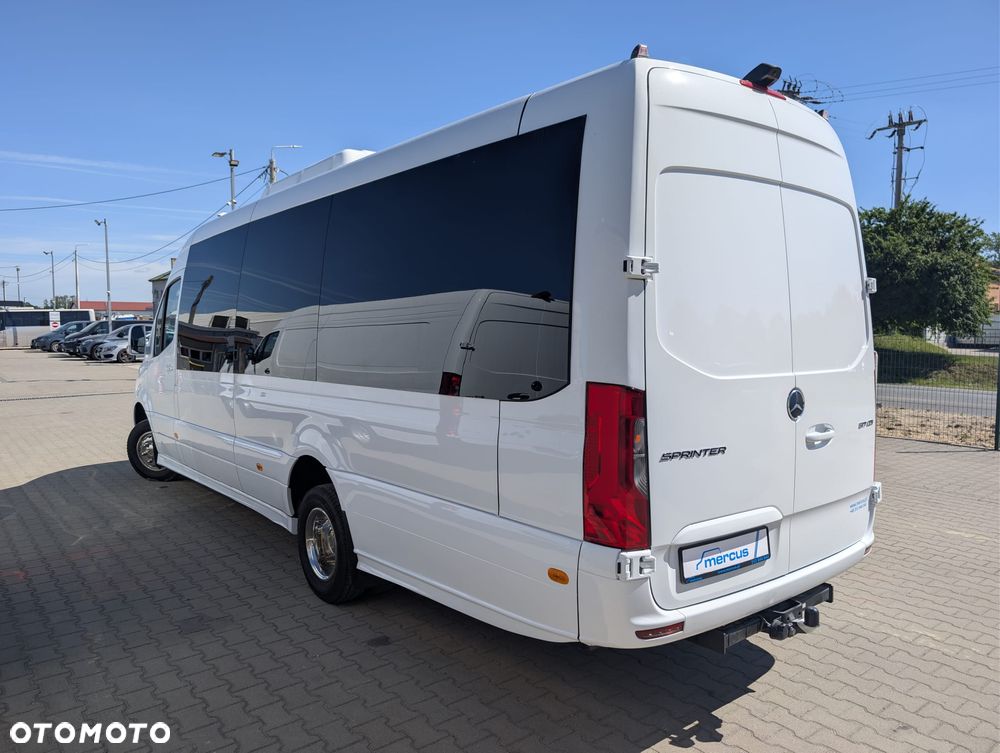 Mercedes-Benz Sprinter 517 - 13