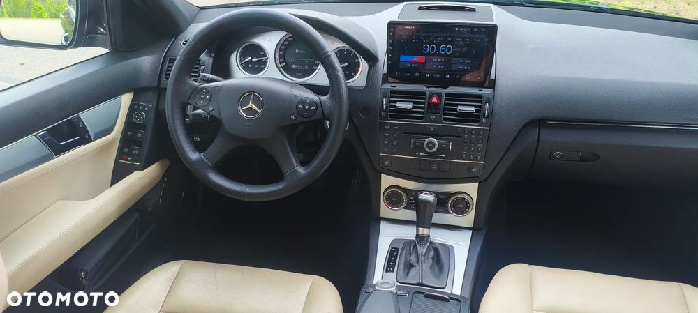 Mercedes-Benz Klasa C 280 7G-TRONIC Avantgarde - 22