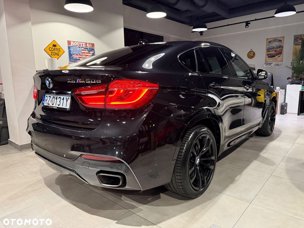BMW X6M - 13