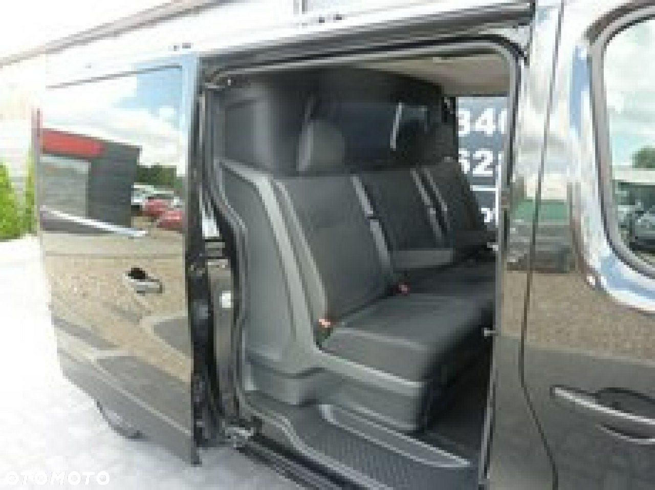 Nissan NV300 - 19