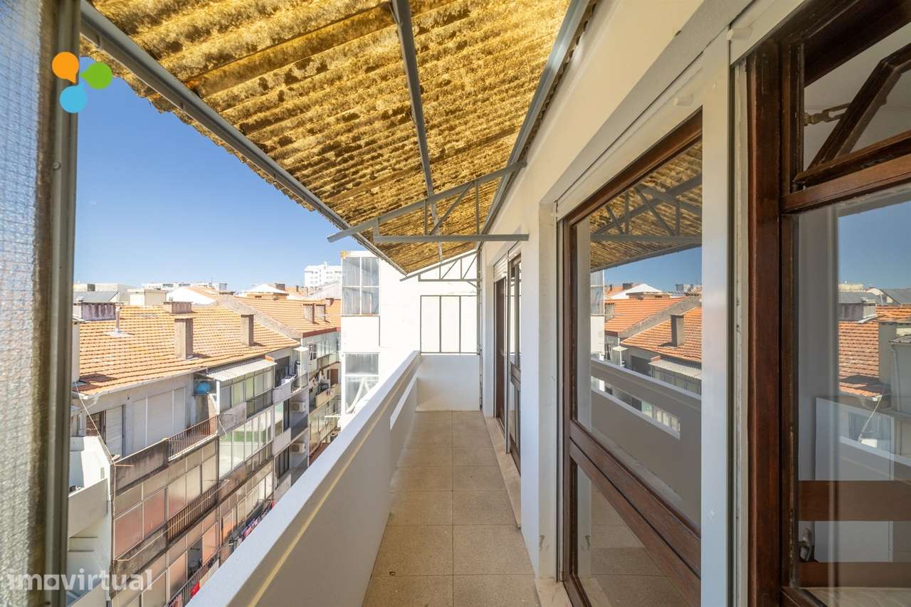 Quarto T5 Arrendamento em Cedofeita, Santo Ildefonso, Sé, Miragaia, Sã - Grande imagem: 4/18