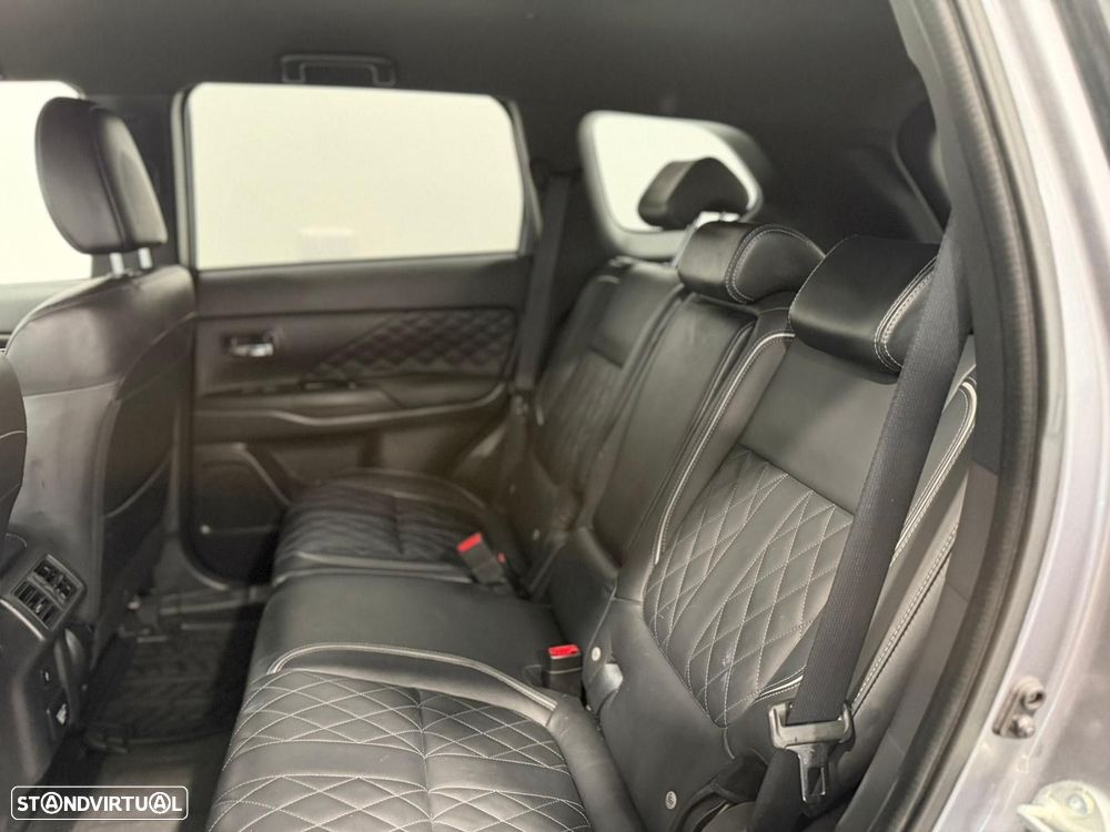 Mitsubishi Outlander 2.4 Intense - 5