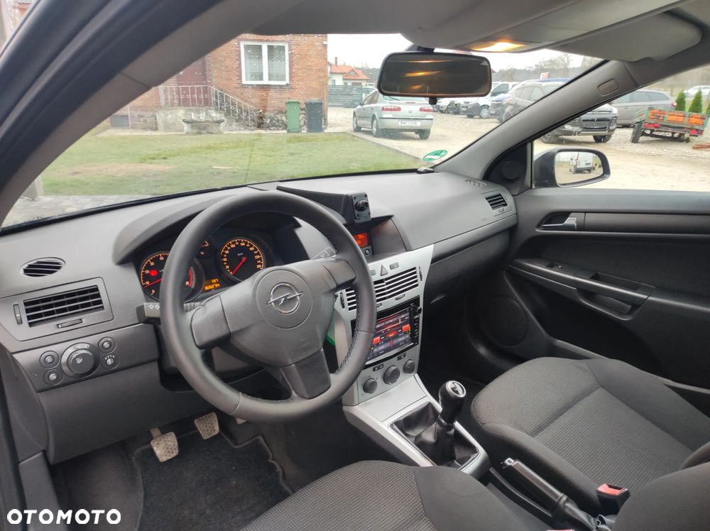 Opel Astra 1.4 GL - 9