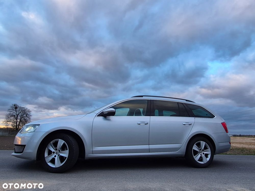 Skoda Octavia 2.0 TDI Elegance - 4