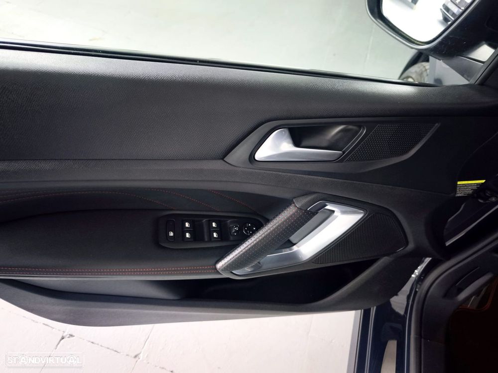 Peugeot 308 - 10