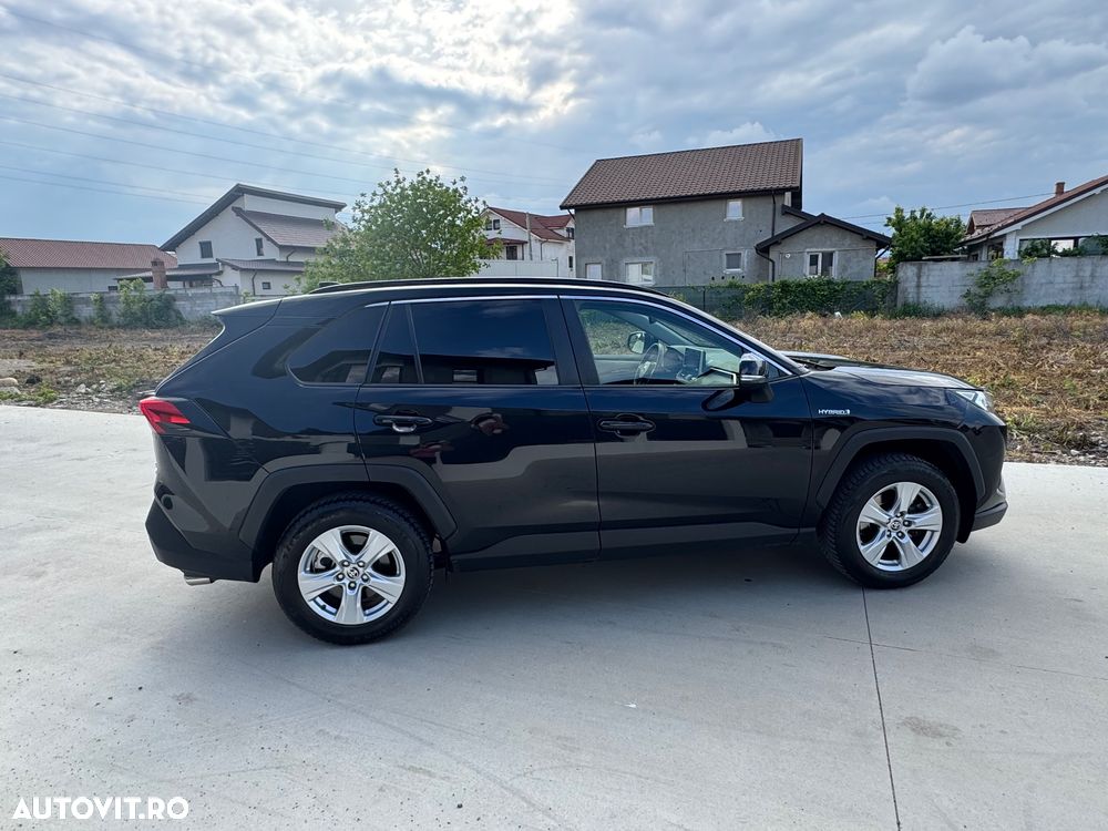 Toyota RAV4 - 12