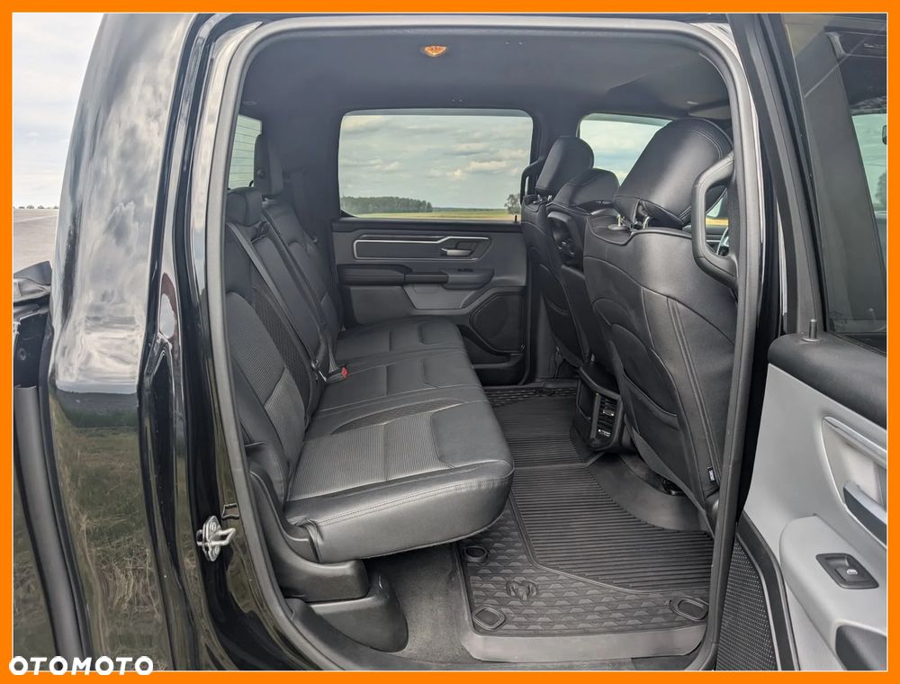 RAM 1500 - 17