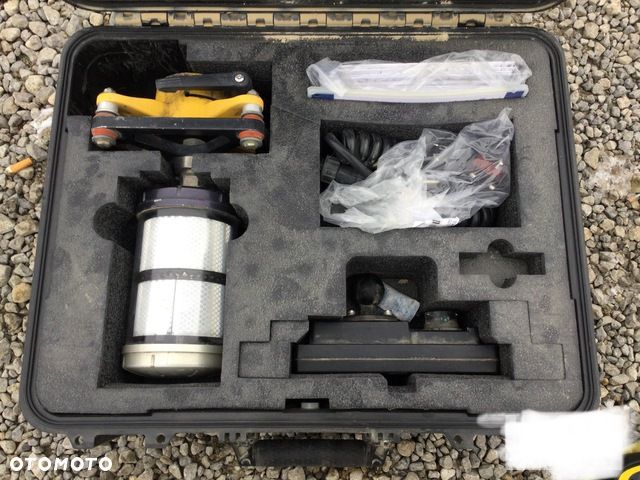 Volvo G946C, 2015 ROK, SYSTEM TRIMBLE 3D + TACHIMETR, NAPĘD 6X6, JOYSTICKI, ZRYWAK, PRZEDNI PŁUG, - 15