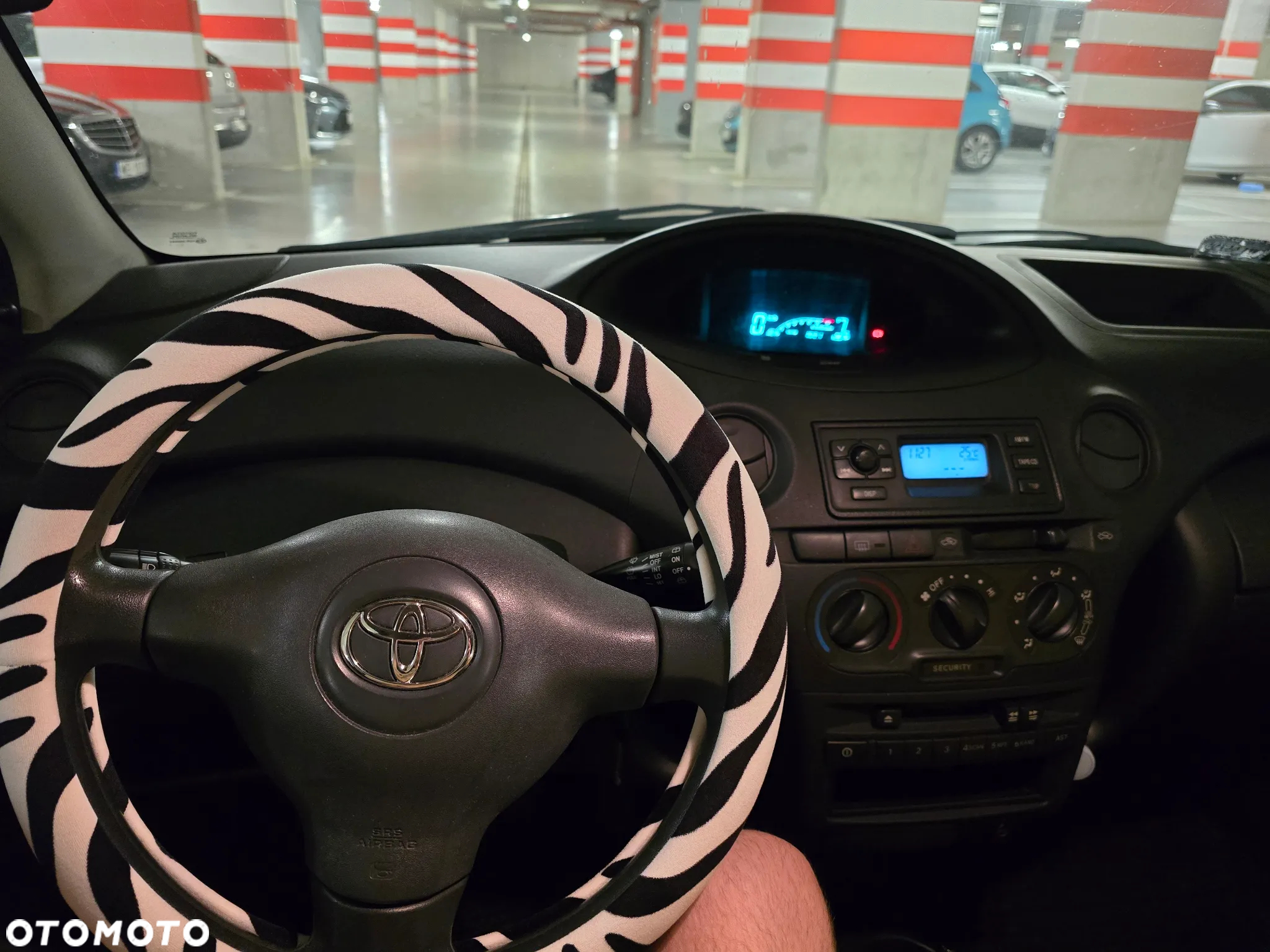 Toyota Yaris 1.0 Blue - 12