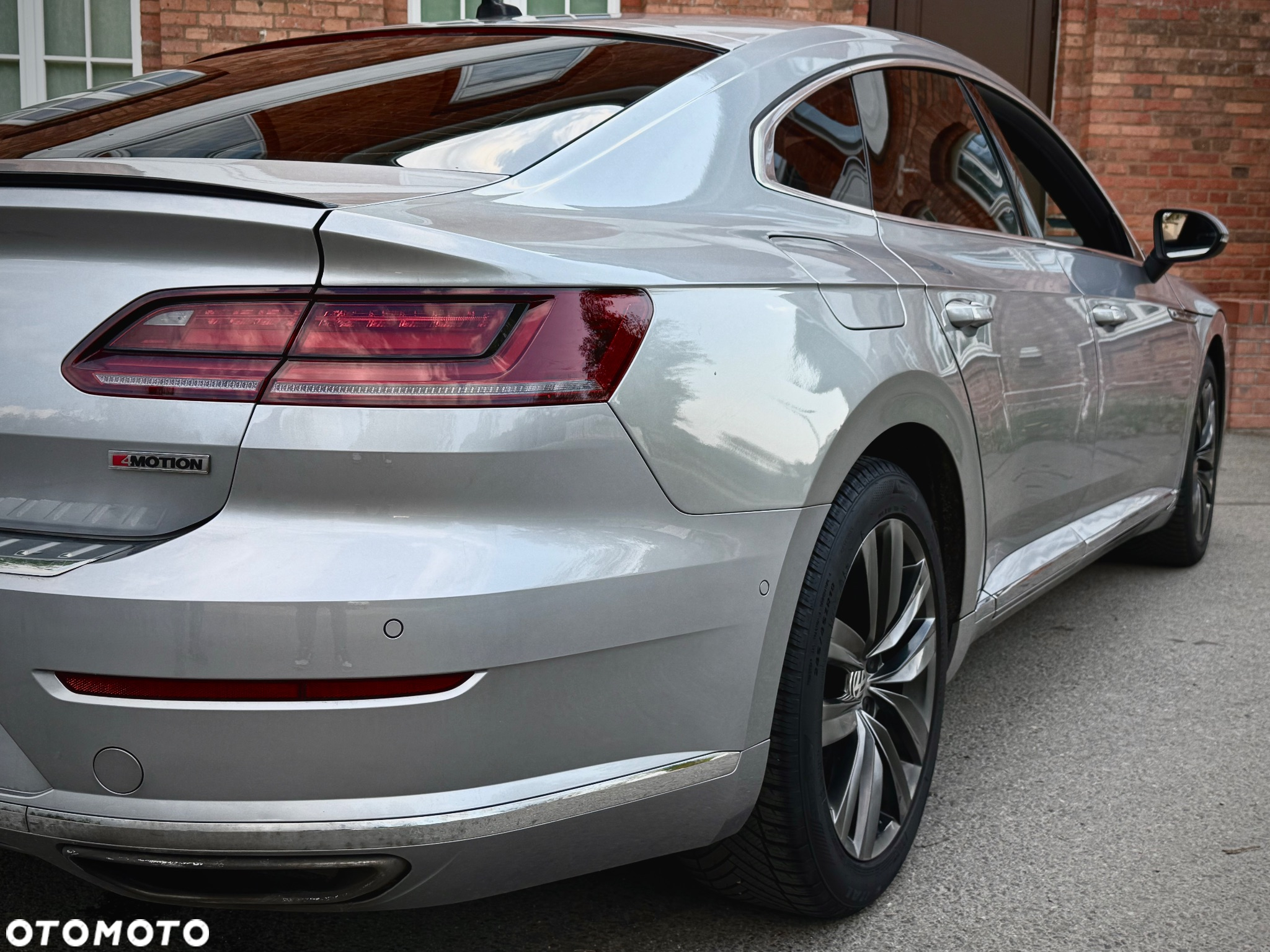 Volkswagen Arteon 2.0 TSI 4Motion R-Line Edition DSG - 12