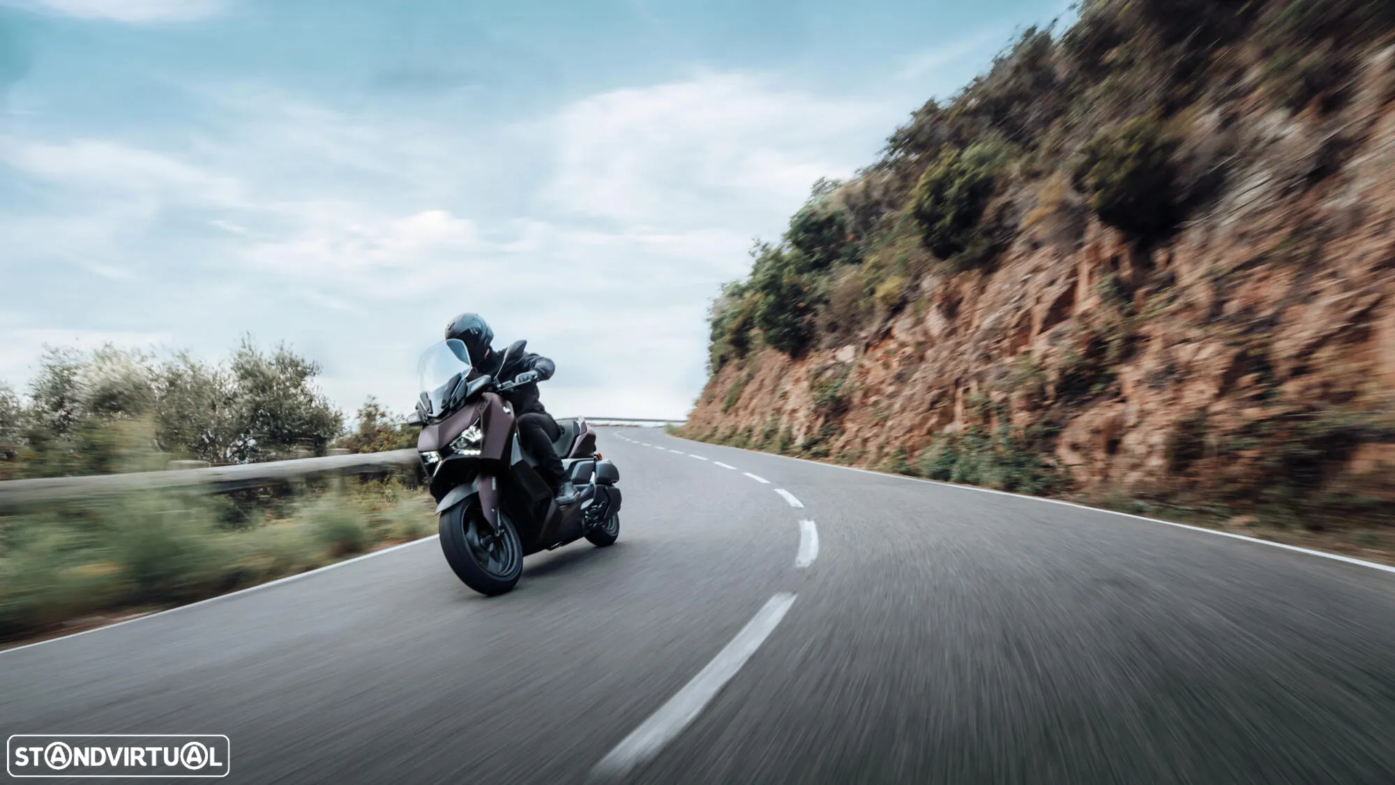 Yamaha X-Max 300 Tech Max - 17