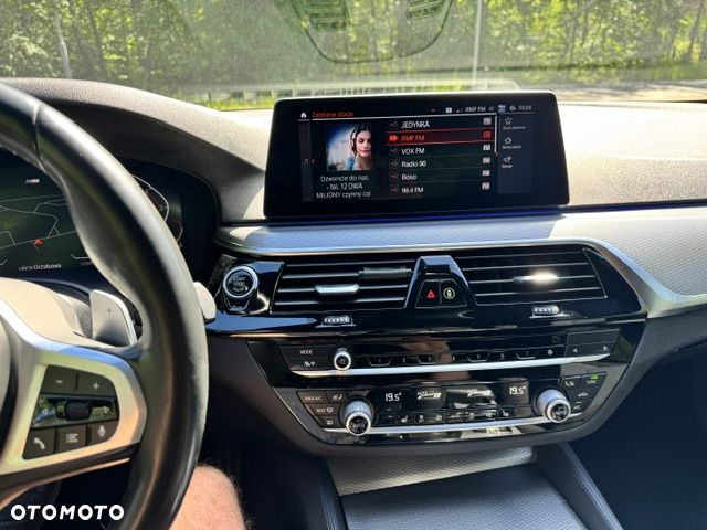 BMW Seria 5 530i GPF xDrive M Sport sport - 11