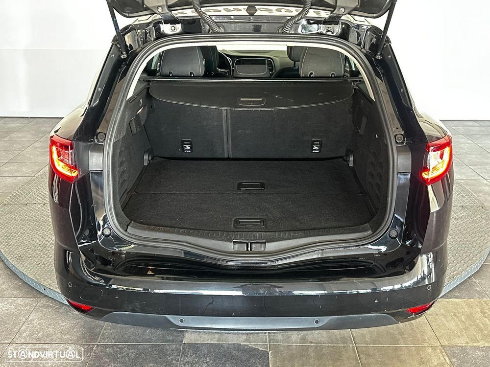 Renault Mégane Sport Tourer 1.5 Blue dCi Limited - 5