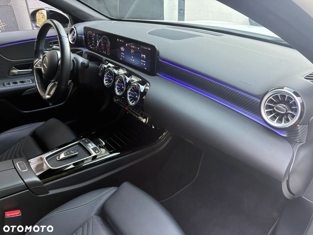 Mercedes-Benz Klasa A 200 d 8G-DCT Lim Progressive Advanced - 27