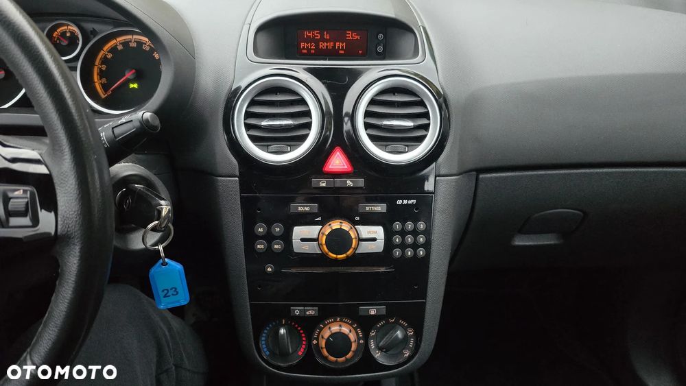 Opel Corsa 1.4 16V Energy - 17