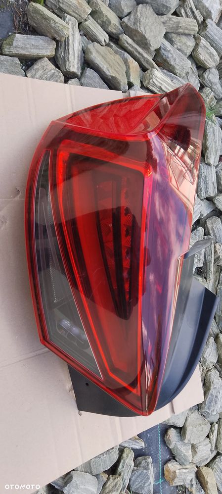 SEAT IBIZA V 5 6F0 FR 6F0945207H LAMPA TYŁ TYLNA LED - 2