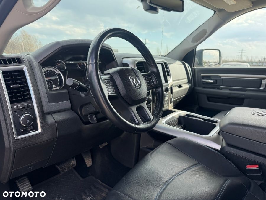 RAM 1500 - 10