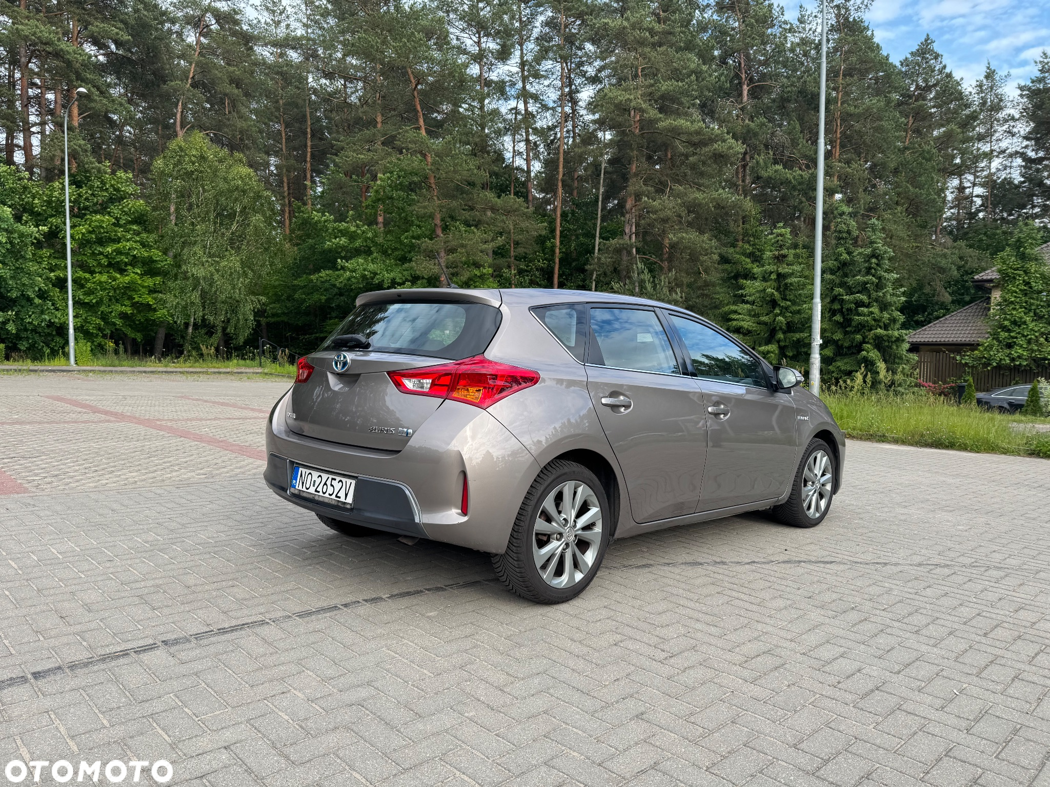 Toyota Auris 1.8 VVT-i Hybrid Automatik Comfort - 14