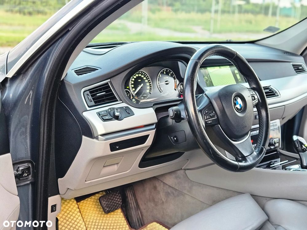BMW 5GT 520d - 24