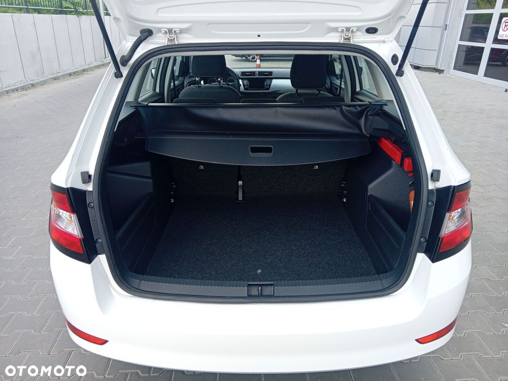 Skoda Fabia - 12
