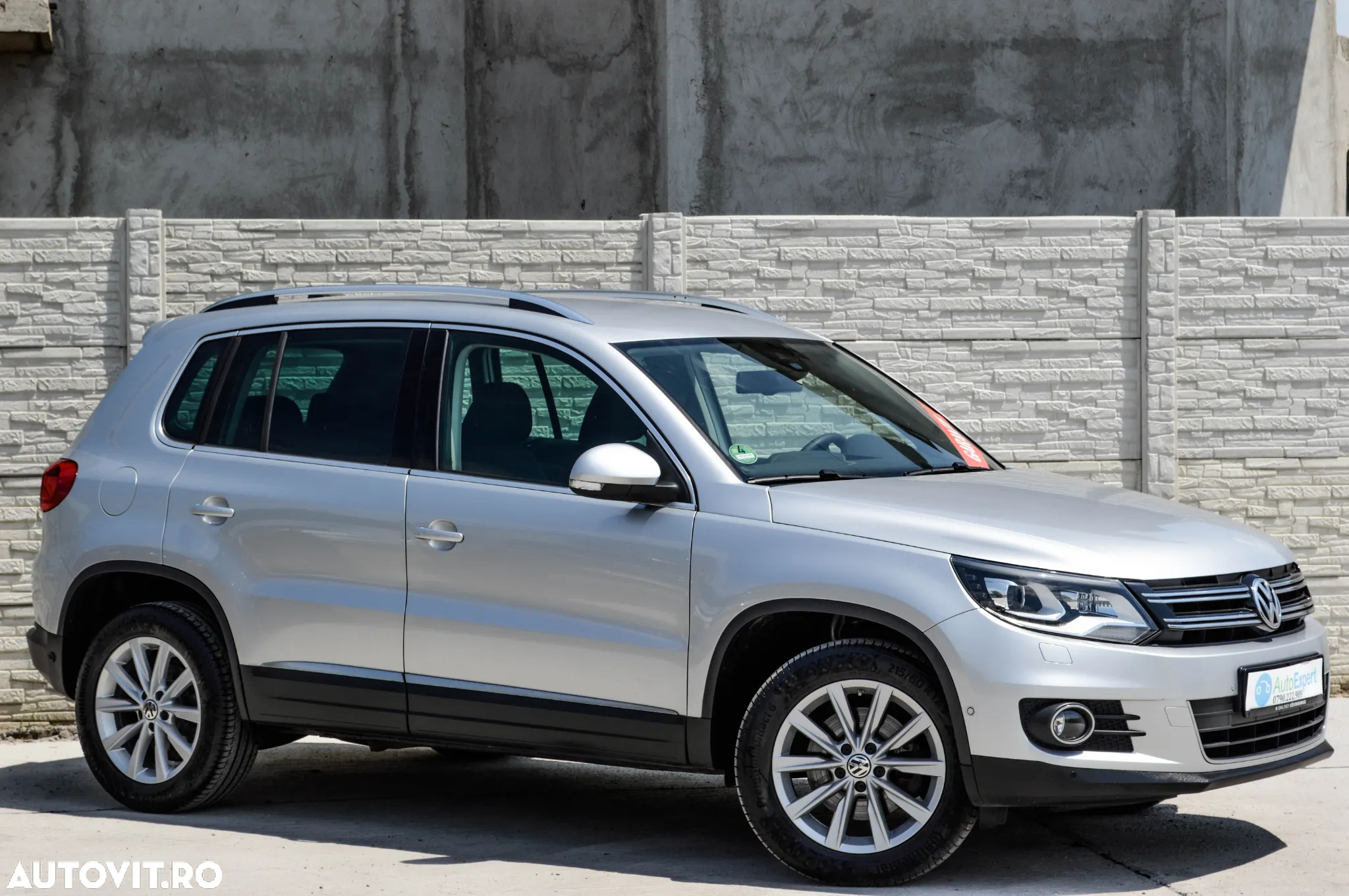 Volkswagen Tiguan 1.4 TSI DSG BlueMotion Technology Sport & Style - 9