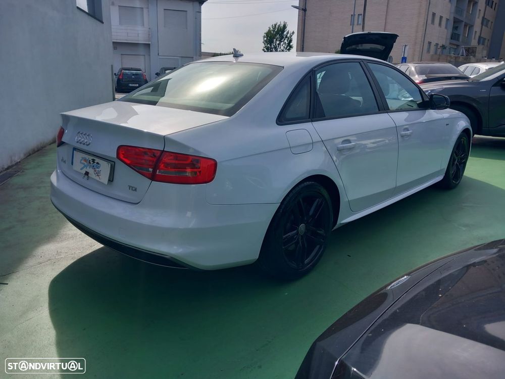 Audi A4 2015 photo 5