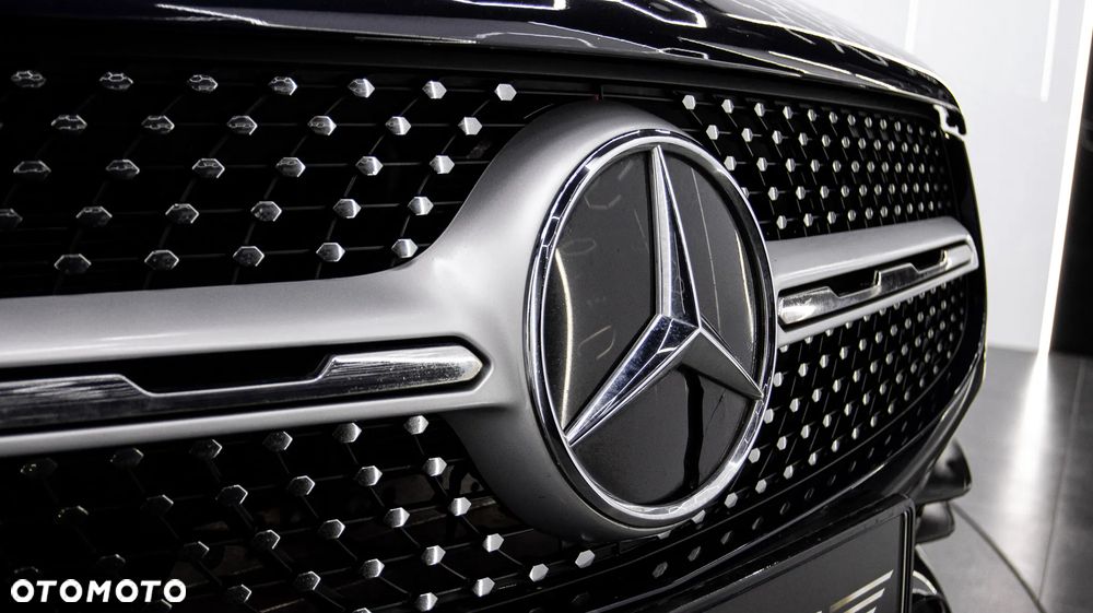 Mercedes-Benz GLC 200 4Matic 9G-TRONIC AMG Line - 11