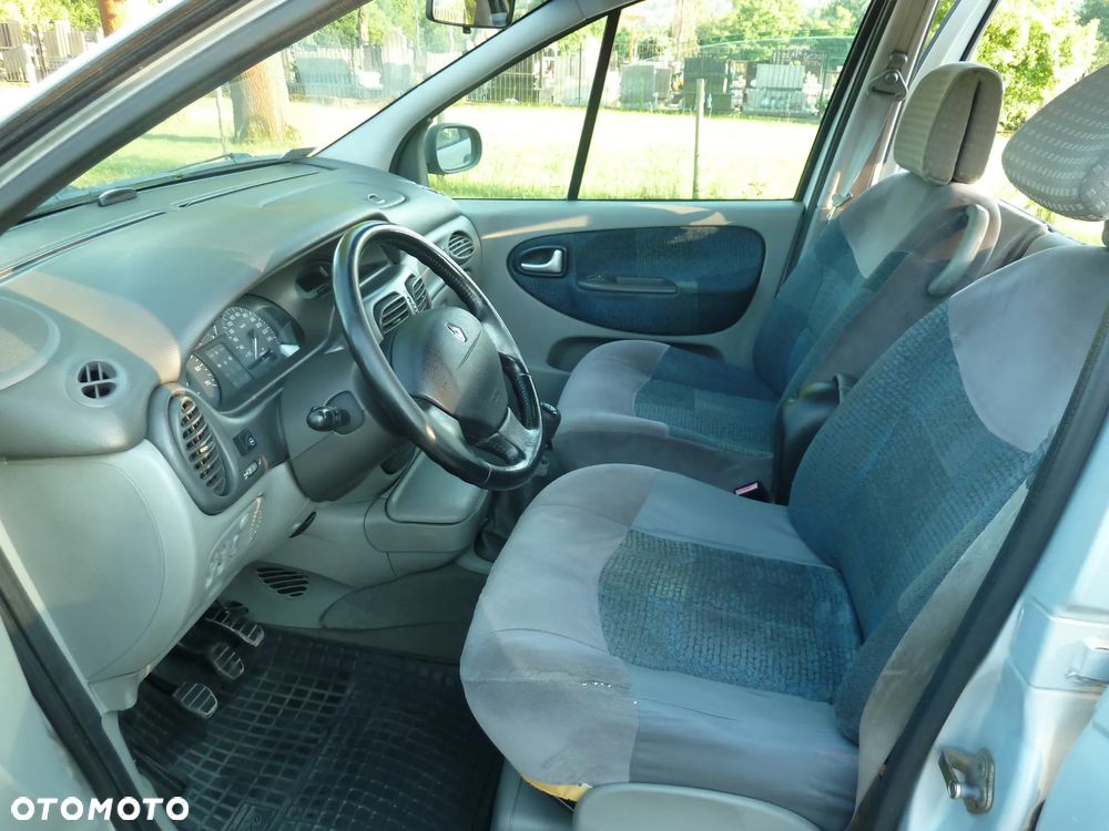 Renault Scenic 1.6 16V Authentique - 24