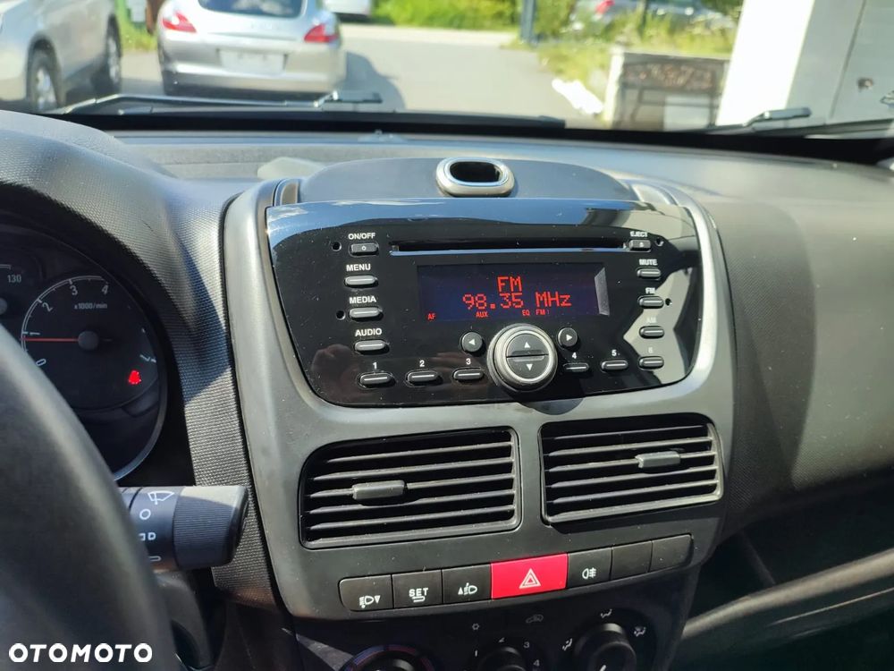 Opel COMBO VAN - 16