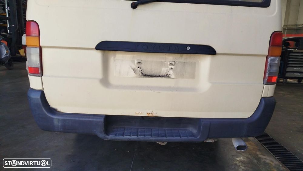 Pára-choques trás TOYOTA HiAce III (YH7_, LH6_, LH7_, LH5_, YH5_, YH6_) - 1
