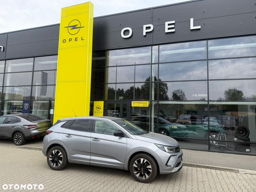 Opel Grandland 1.2 T Business Edition S&S - 1