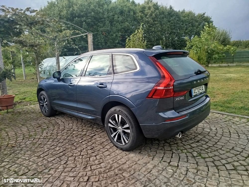 Volvo XC 60 2.0 D4 Momentum Geartronic - 2