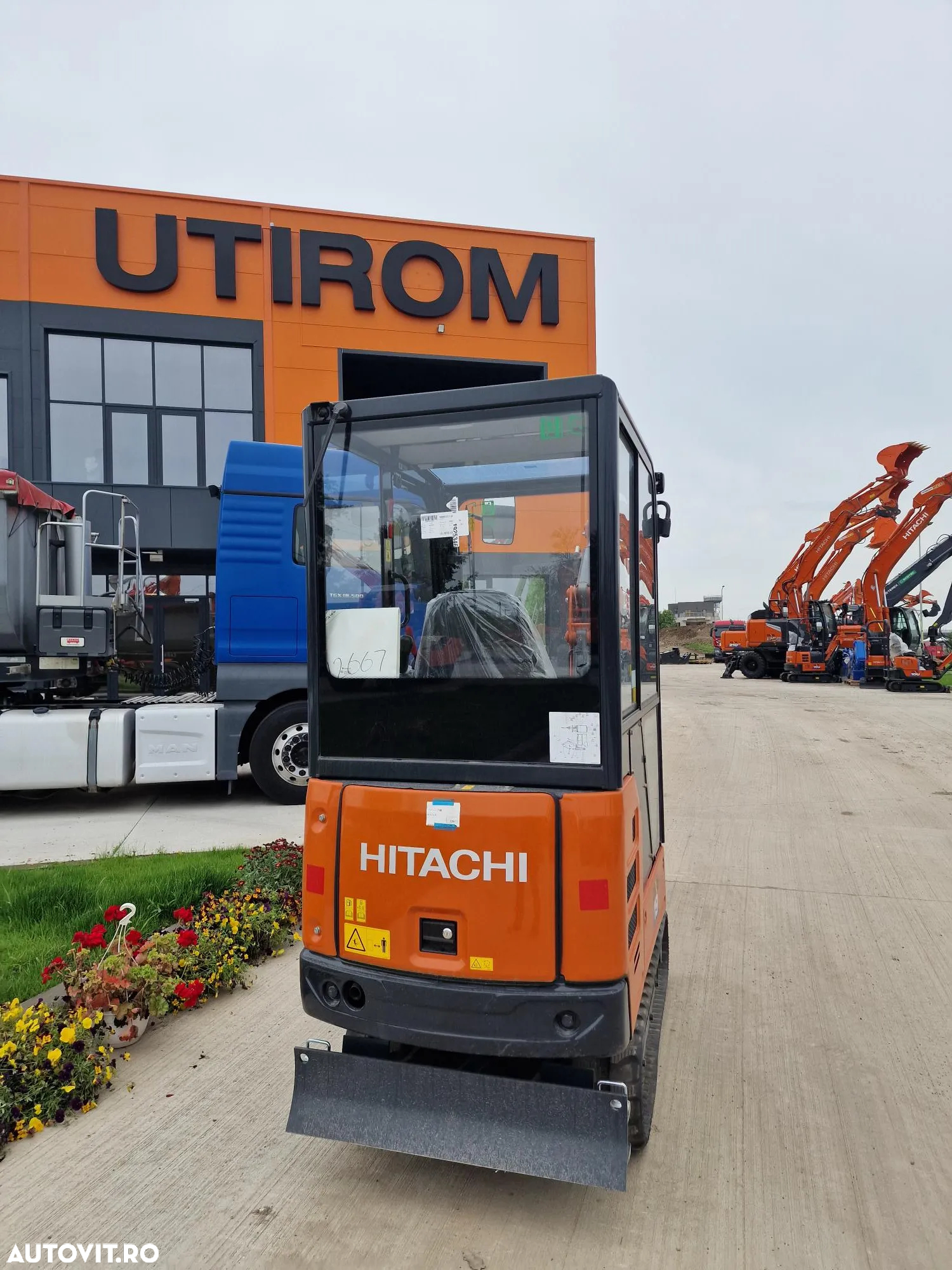 Hitachi ZX19-6, 2 tone, Cabina inchisa, inst picon, senie extensibile, cupa lat 400mm, garantie 1 an, posibilitate leasing, produsa in JAPONIA-PROMOTIE 26500 EUR+Tva - 13