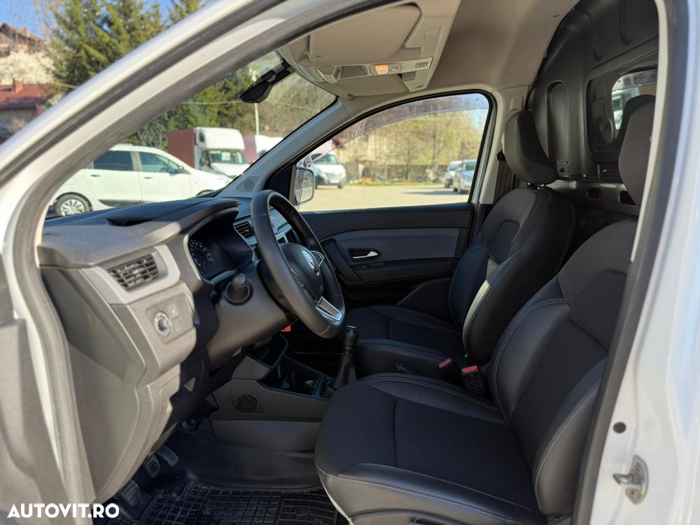 Renault Express - 12