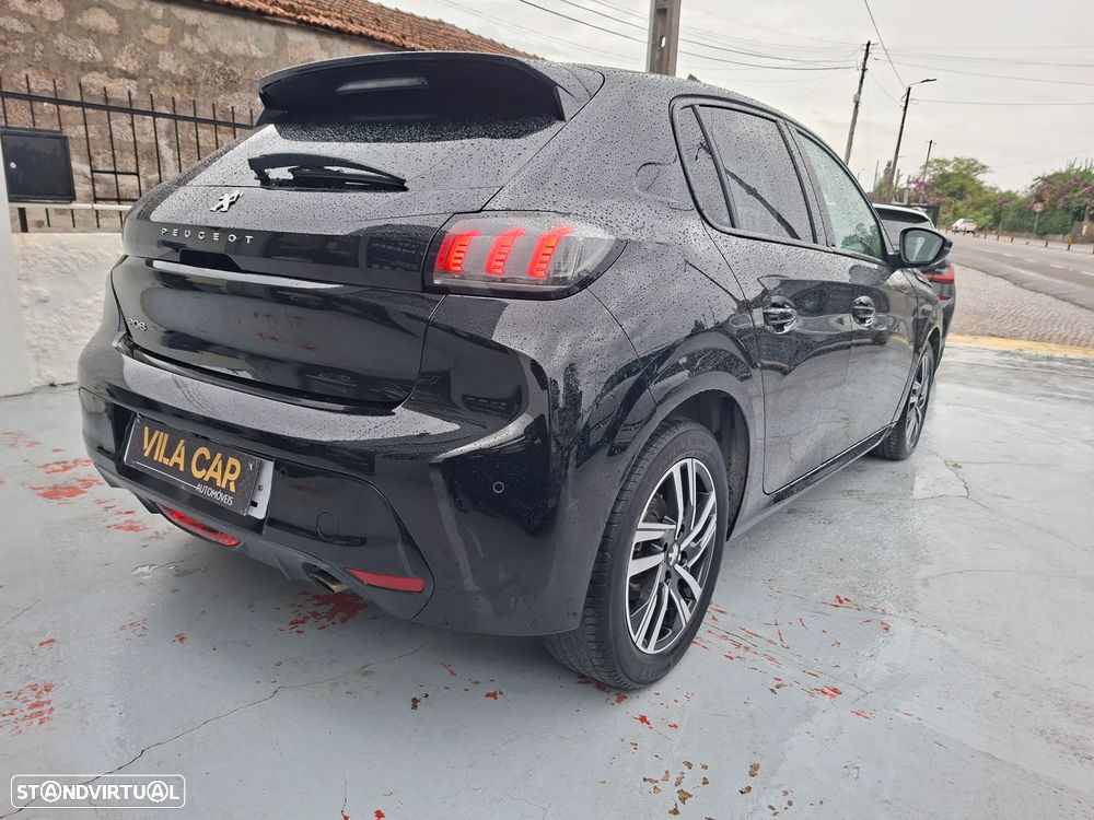 Peugeot 208 - 16
