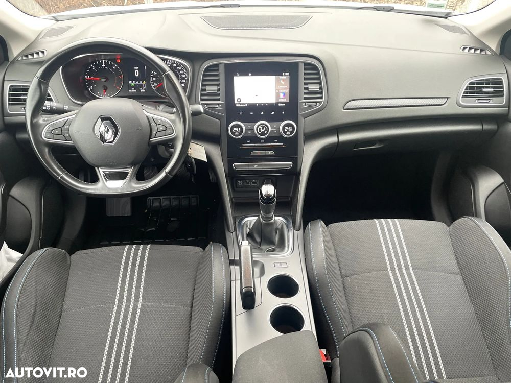 Renault Megane BLUE dCi 115 GT LINE - 6