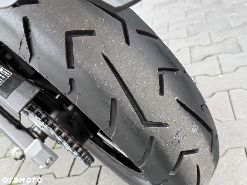 Suzuki V-STROM - 28