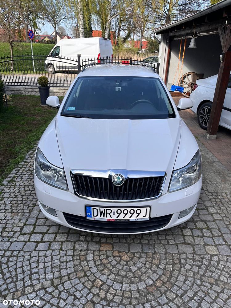 Skoda Octavia 2.0 TDI DPF Elegance - 1